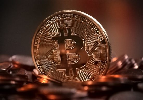 比特币再次涨破58000美元，比特币又大涨 再次突破40000美元